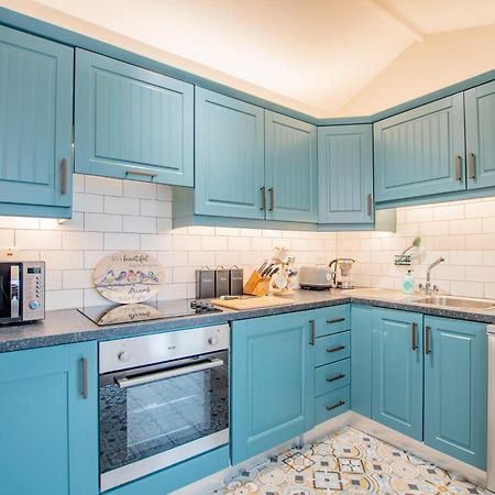 גלוואיי Cosy Retreat In The City Centre מראה חיצוני תמונה
