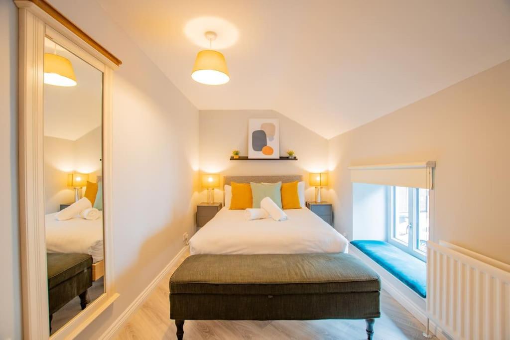גלוואיי Cosy Retreat In The City Centre מראה חיצוני תמונה