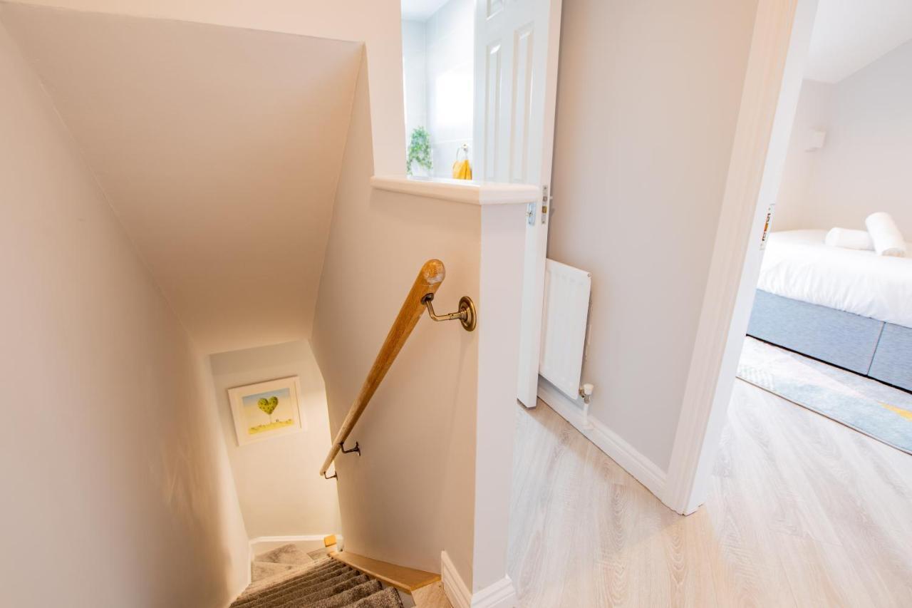 גלוואיי Cosy Retreat In The City Centre מראה חיצוני תמונה