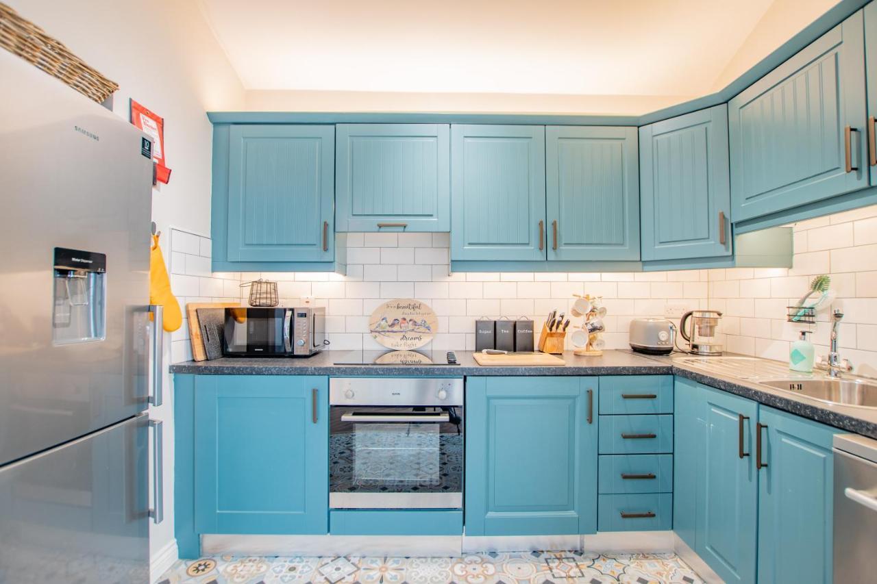 גלוואיי Cosy Retreat In The City Centre מראה חיצוני תמונה