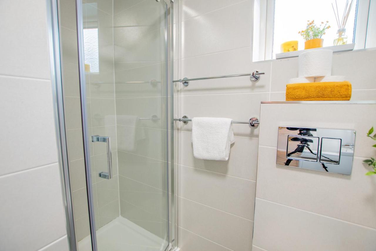 גלוואיי Cosy Retreat In The City Centre מראה חיצוני תמונה